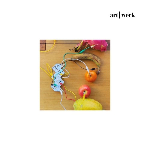 VONDA7 - Behind The Flash